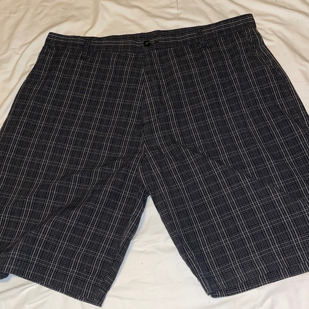 mens plaid shorts